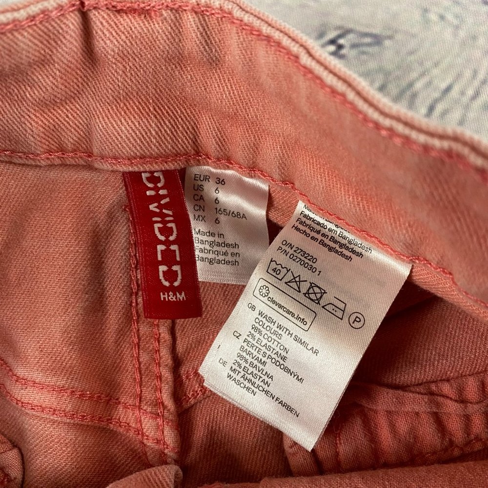 H&M Divided Pink Ripped Distressed Jean Shorts - Picture 3 of 5